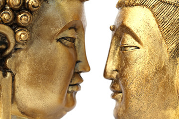 un duo de Bouddhas face à face