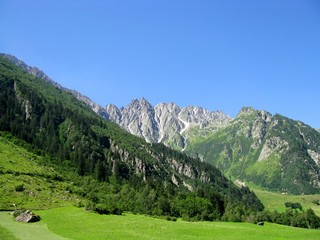 Fototapeta na wymiar Alpes suisses
