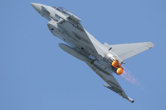 Eurofighter (Typhoon) with afterburner