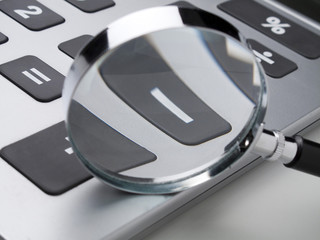 loupe soustraction calculatrice