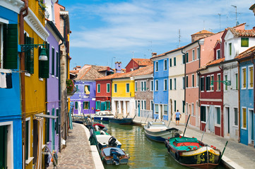 Fototapeta na wymiar Kanał w Burano Venedig