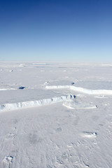 Sea ice on Antarctica © Gentoo Multimedia