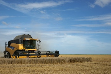 materiel agricole 29