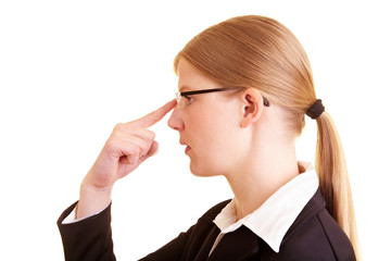 Brille hochschieben
