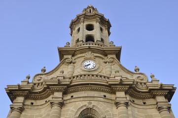 Fototapeta na wymiar Barokowy kościół, wieża,