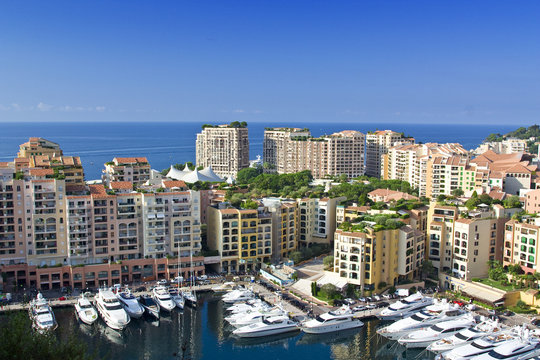 Yachten im Hafen Port de Fontvieille von Monaco