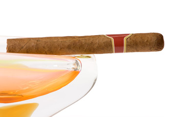 cuban cigar in ashtray