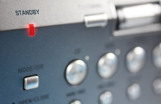 Energieverschwendung-Standby-LED an Hifi-Ger&auml;t