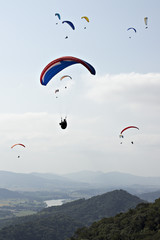 Paragliding über dem Itajai-Tal