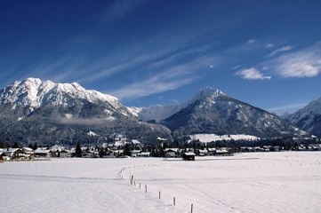 Fototapeta na wymiar Snowy Oberstdorf