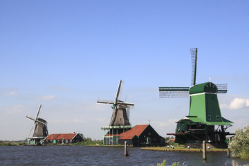 Naklejka premium Windmills at Zaanse Schans