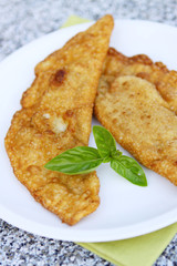 gebäck mit hackfleschfühlung