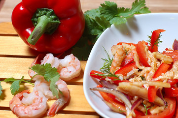 salad from shrimps