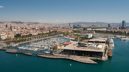 Naklejka na ściany i meble Port de Barcelona