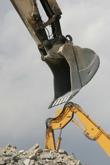 bagger auf einer baustelle