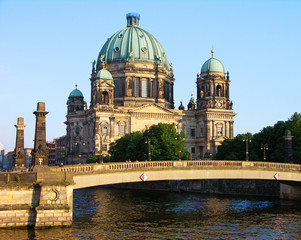 Fototapeta na wymiar Katedra w Berlinie (Berliner Dom), Niemcy