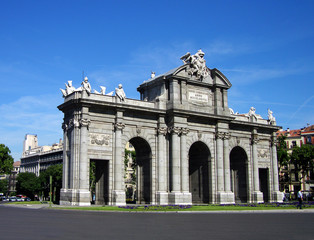 Obraz premium Puerta de Alcala on the Independence Square, Madrid, Spain