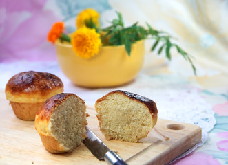 Mealtime - Buns