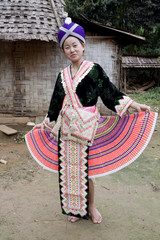 Asiatische Frau Hmong in Tracht, Laos