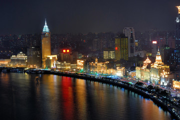 Naklejka premium China Shanghai Bund aerial night view