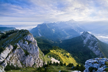 Fototapeta na wymiar Góra Chartreuse w Alpach francuskich
