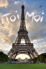 Fototapeta na wymiar Miłość w Paryżu Wieża Eiffla Francja Concept - Ty i ja
