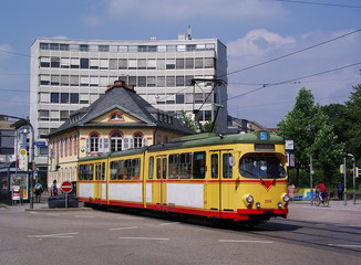 Fototapeta na wymiar Karlsruhe tramwaj