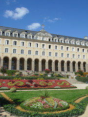dans le jardin du Palais Saint Georges