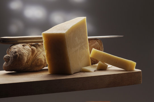 Formaggio latteria e pane