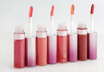 Opened gloss for lips set with color brushes
