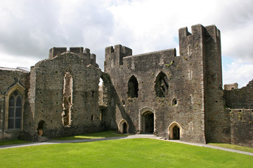 Fototapeta na wymiar Caerphilly zamek