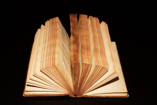 Altes Buch