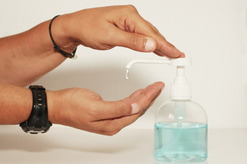 Se désinfecter les mains