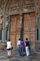Turisti a Notre Dame de Strasbourg