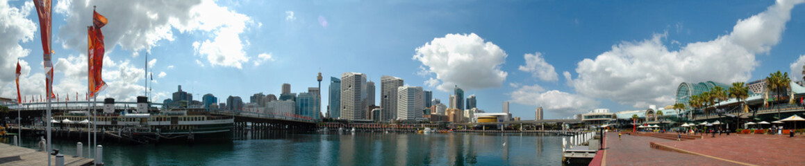 Fototapeta na wymiar Darling Harbour, Sydney