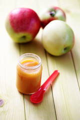 baby food - apple