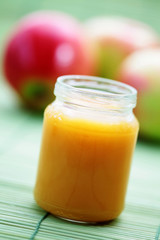 baby food - apple