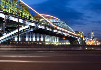 Fototapeta na wymiar night view bridge in the Moscow