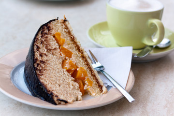 Schokoladen - Rum Torte mit Cappuccino