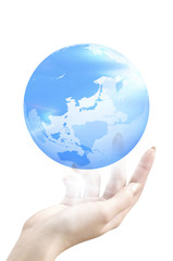 手と地球儀