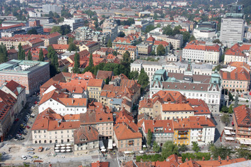 Fototapeta na wymiar Zobacz w Lublanie od stołecznego Zamku, Słowenia