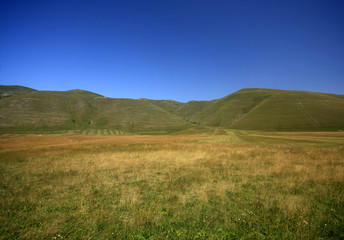 Castelluccio di Norcia. Le Colline.