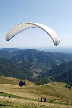 Parapendio al Monte Generoso