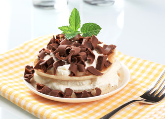 Pancakes with curd cheese and chocolate