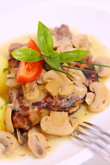 steak mit pilzen und kartoffeln