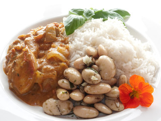 Curry mit Bohnen und Reis
