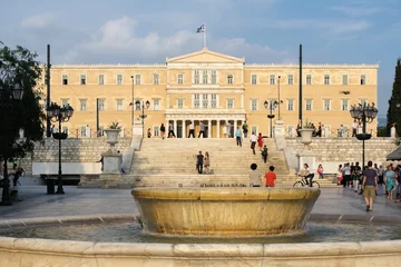 Foto op Aluminium square and parliament greek © ollirg