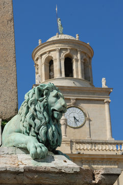 place de le république, Arles, France
