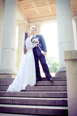 Obraz premium Attractive couple on their wedding day
