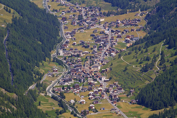 Luftaufnahme von Saas Grund - Saastal